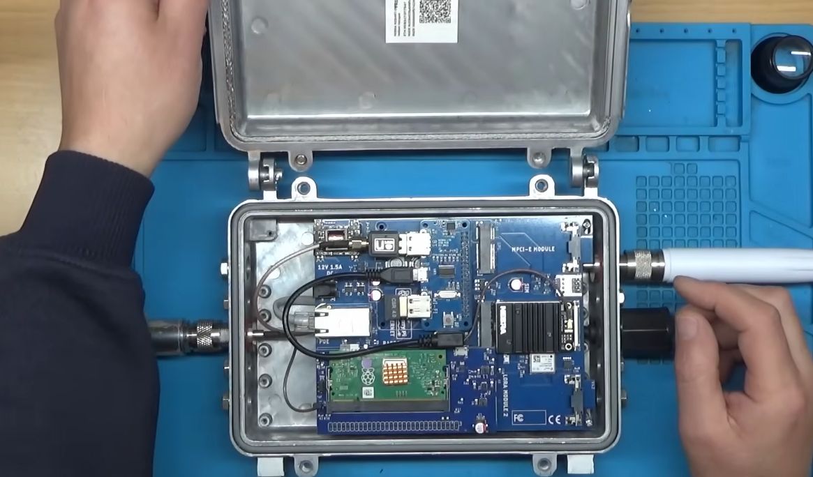 Nebra Cryptocurrency Miner zu einem Meshcore Repeater